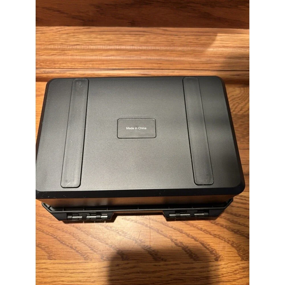 NIB - JJC Professional JBC-15X135 Waterproof 35mm Film Case Canisters Holder